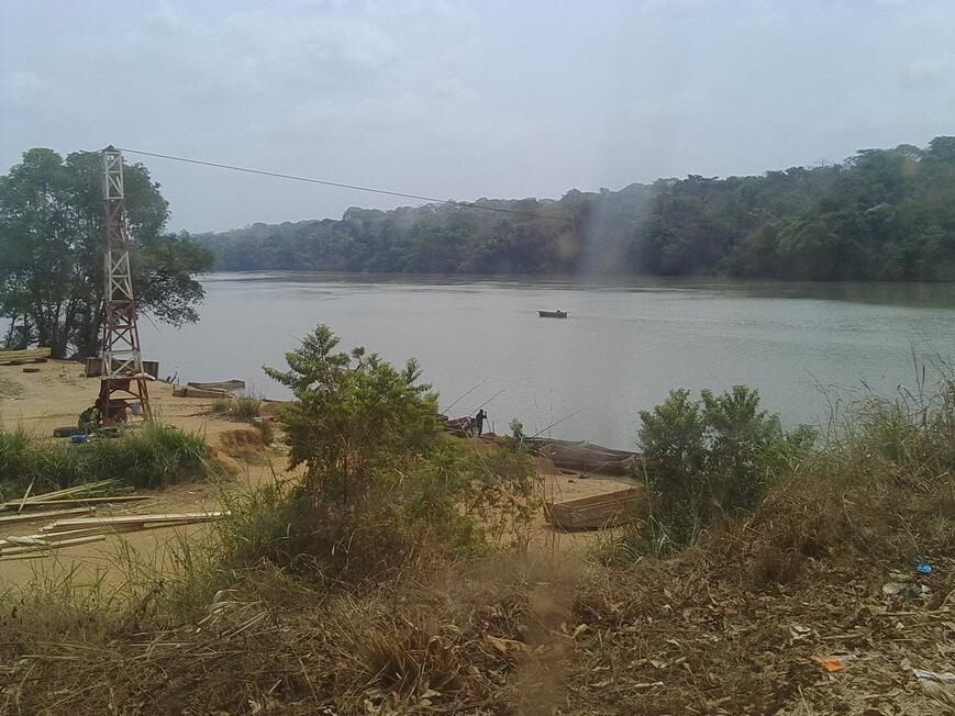 Fleuve, Sanaga 2