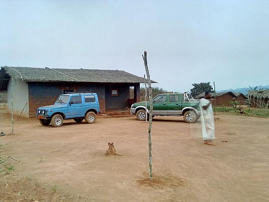 camp, village,